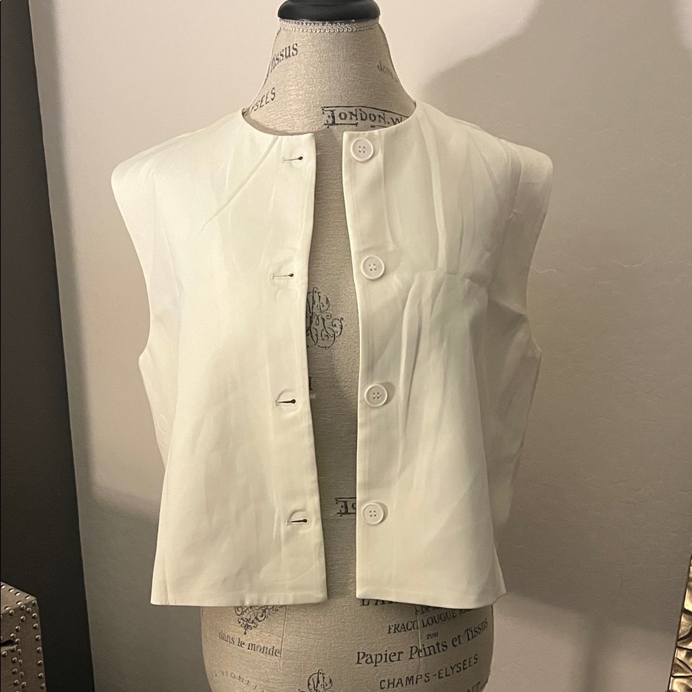 Sleeveless White Button Front Crop Top